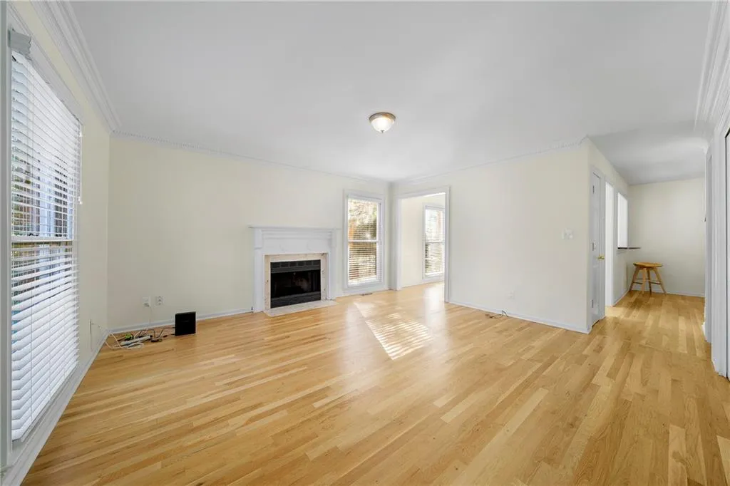 8918 Carroll Manor Drive, Sandy Springs, Georgia 30350, 2 Bedrooms Bedrooms, ,2 BathroomsBathrooms,Residential,Sold,8918 Carroll Manor Drive,6974107