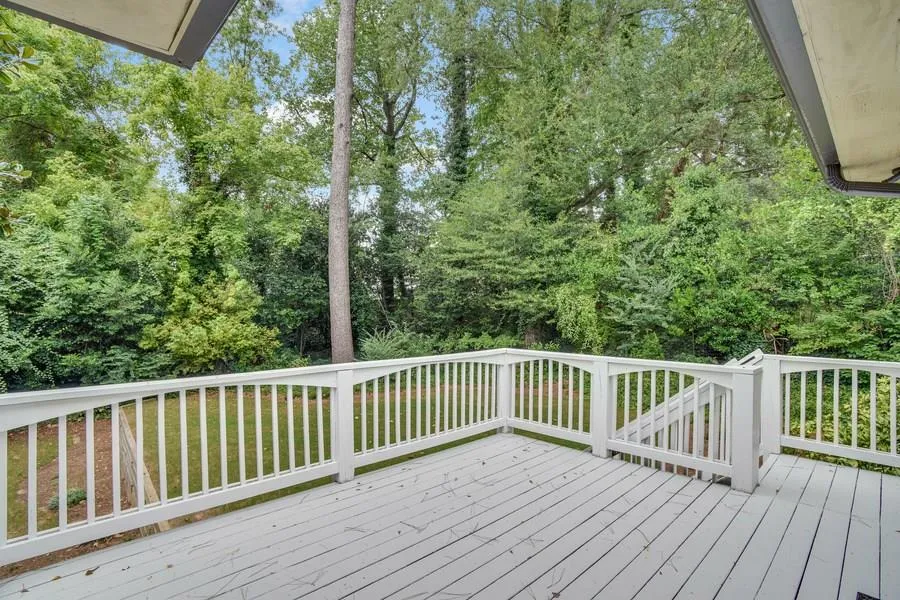 136 Osner Drive, Atlanta, Georgia 30342, 3 Bedrooms Bedrooms, ,3 BathroomsBathrooms,Residential,Sold,136 Osner Drive,5888057