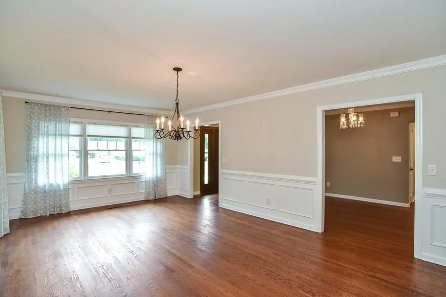 136 Osner Drive, Atlanta, Georgia 30342, 3 Bedrooms Bedrooms, ,3 BathroomsBathrooms,Residential,Sold,136 Osner Drive,5888057