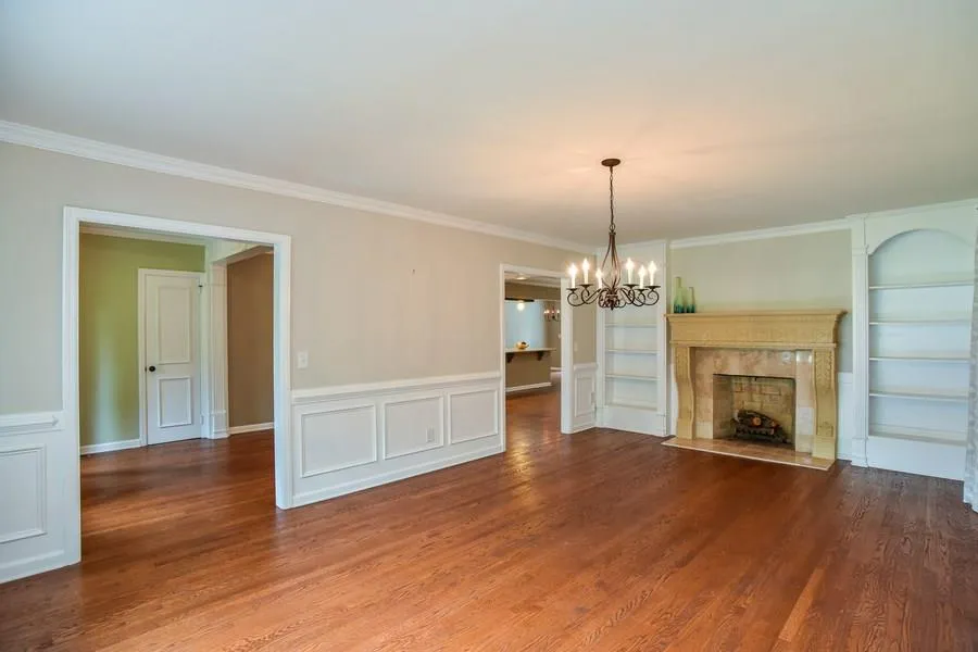 136 Osner Drive, Atlanta, Georgia 30342, 3 Bedrooms Bedrooms, ,3 BathroomsBathrooms,Residential,Sold,136 Osner Drive,5888057