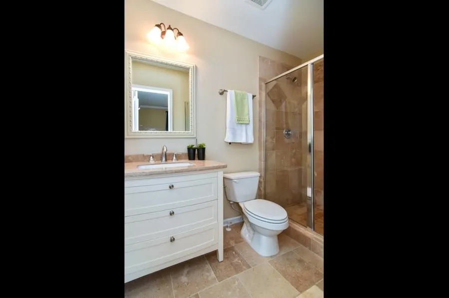 136 Osner Drive, Atlanta, Georgia 30342, 3 Bedrooms Bedrooms, ,3 BathroomsBathrooms,Residential,Sold,136 Osner Drive,5888057