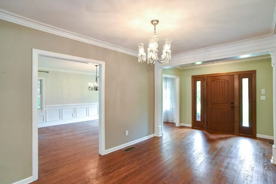 136 Osner Drive, Atlanta, Georgia 30342, 3 Bedrooms Bedrooms, ,3 BathroomsBathrooms,Residential,Sold,136 Osner Drive,5888057