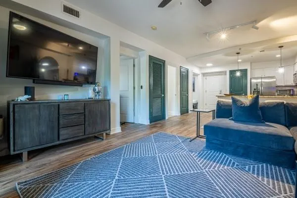 200 River Vista Drive Unit 406, Atlanta, Georgia 30339, 1 Bedroom Bedrooms, ,1 BathroomBathrooms,Residential,Sold,200 River Vista Drive Unit 406,7242273