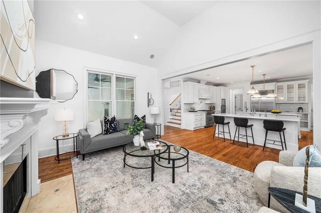 4715 Westfield Drive, Sandy Springs, Georgia 30342, 6 Bedrooms Bedrooms, ,6 BathroomsBathrooms,Residential,For Sale,4715 Westfield Drive,7611781