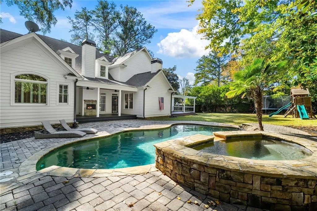 4715 Westfield Drive, Sandy Springs, Georgia 30342, 6 Bedrooms Bedrooms, ,6 BathroomsBathrooms,Residential,For Sale,4715 Westfield Drive,7611781