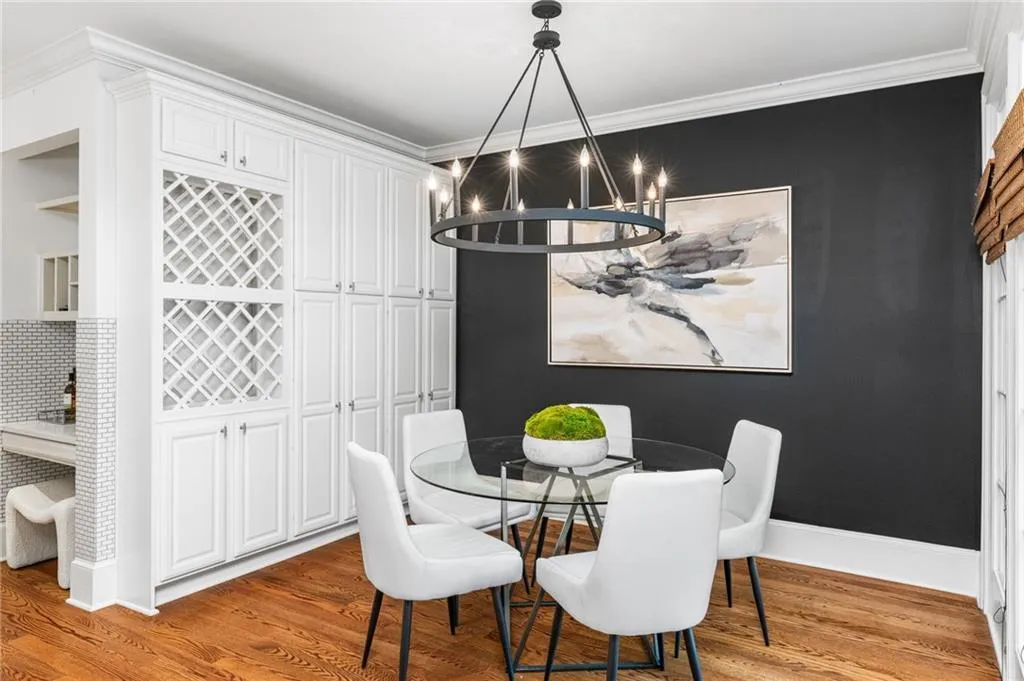 4715 Westfield Drive, Sandy Springs, Georgia 30342, 6 Bedrooms Bedrooms, ,6 BathroomsBathrooms,Residential,For Sale,4715 Westfield Drive,7611781