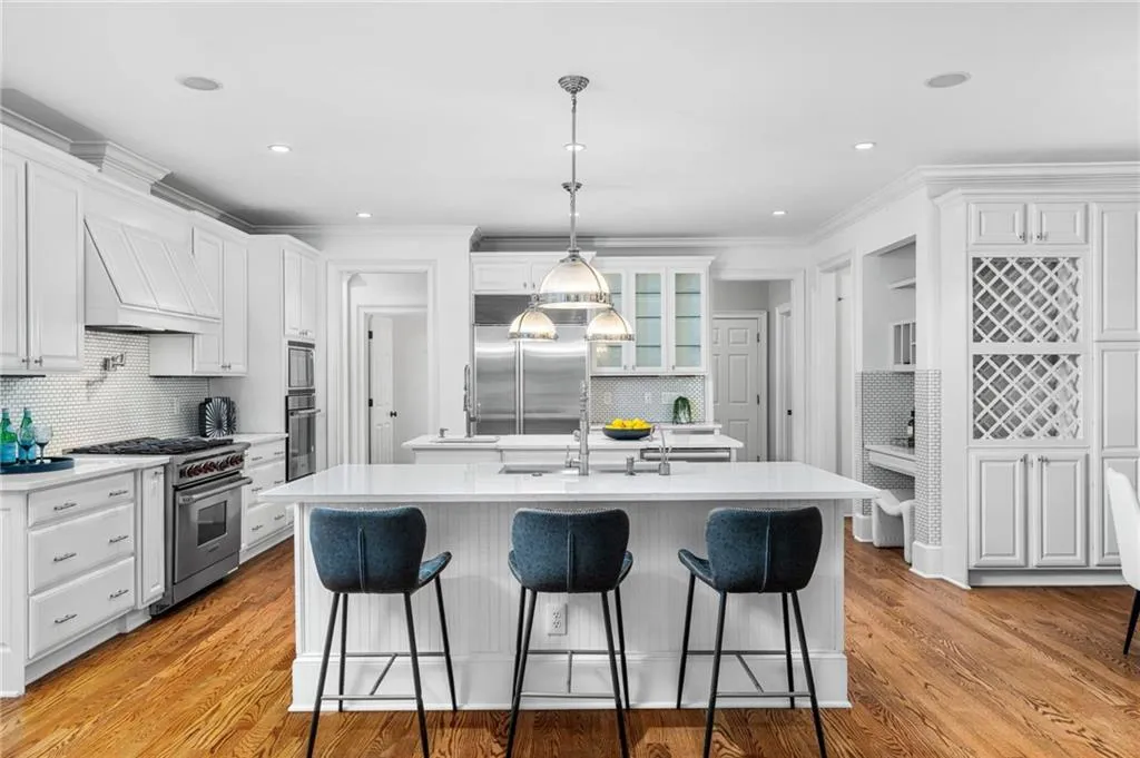 4715 Westfield Drive, Sandy Springs, Georgia 30342, 6 Bedrooms Bedrooms, ,6 BathroomsBathrooms,Residential,For Sale,4715 Westfield Drive,7611781