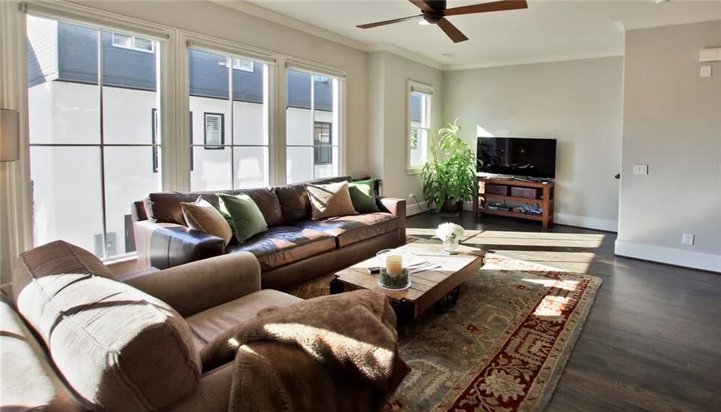 2060 Telfair Circle Ne, Atlanta, Georgia 30324, 3 Bedrooms Bedrooms, ,2 BathroomsBathrooms,Residential,Sold,2060 Telfair Circle Ne,5977119