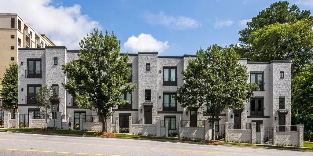 739 Taylor Court Unit 30, Atlanta, Georgia 30324, 3 Bedrooms Bedrooms, ,2 BathroomsBathrooms,Residential,Sold,739 Taylor Court Unit 30,5793254