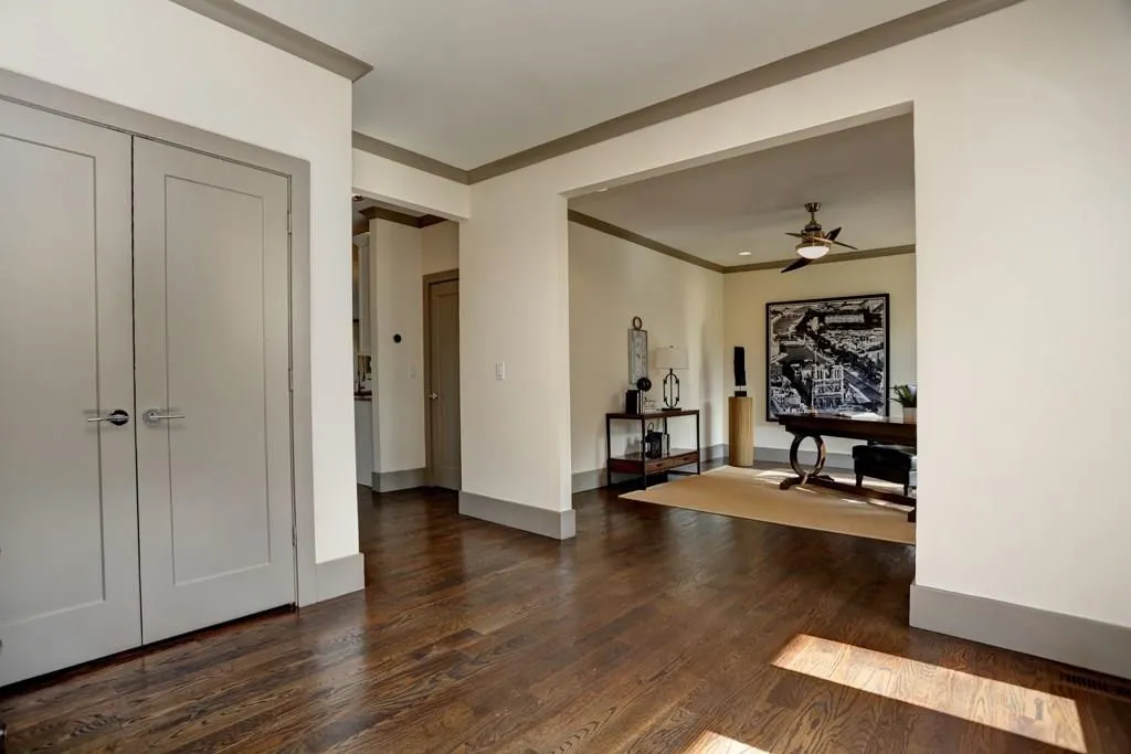 1182 Kingsley Circle Ne, Atlanta, Georgia 30324, 4 Bedrooms Bedrooms, ,3 BathroomsBathrooms,Residential,Sold,1182 Kingsley Circle Ne,5796102