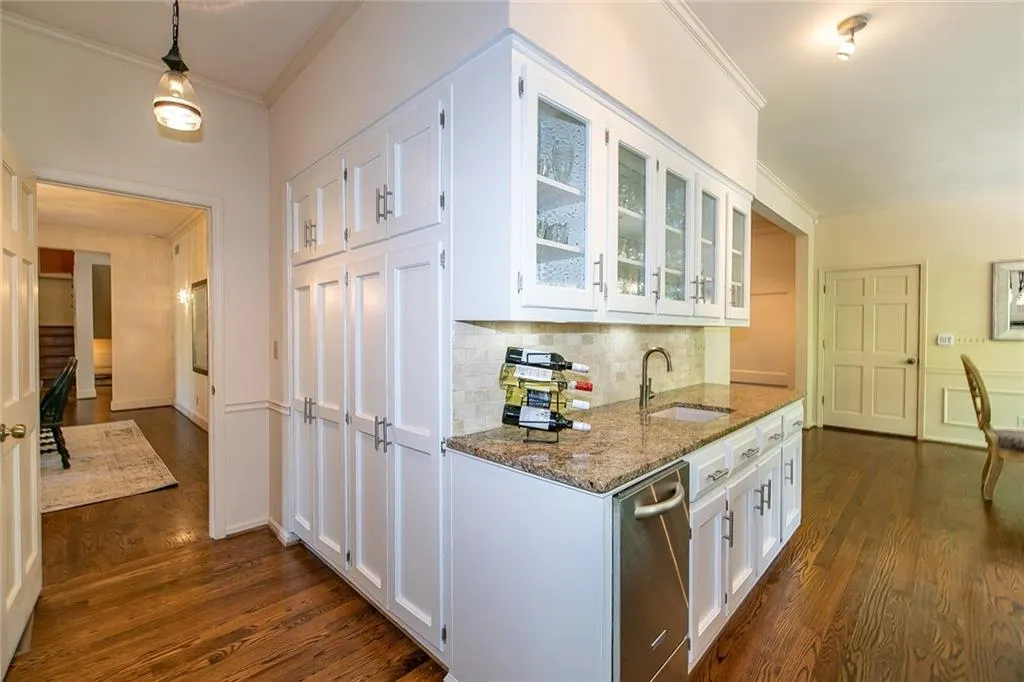7595 Ball Mill Road, Sandy Springs, Georgia 30350, 6 Bedrooms Bedrooms, ,5 BathroomsBathrooms,Residential,Sold,7595 Ball Mill Road,6862668