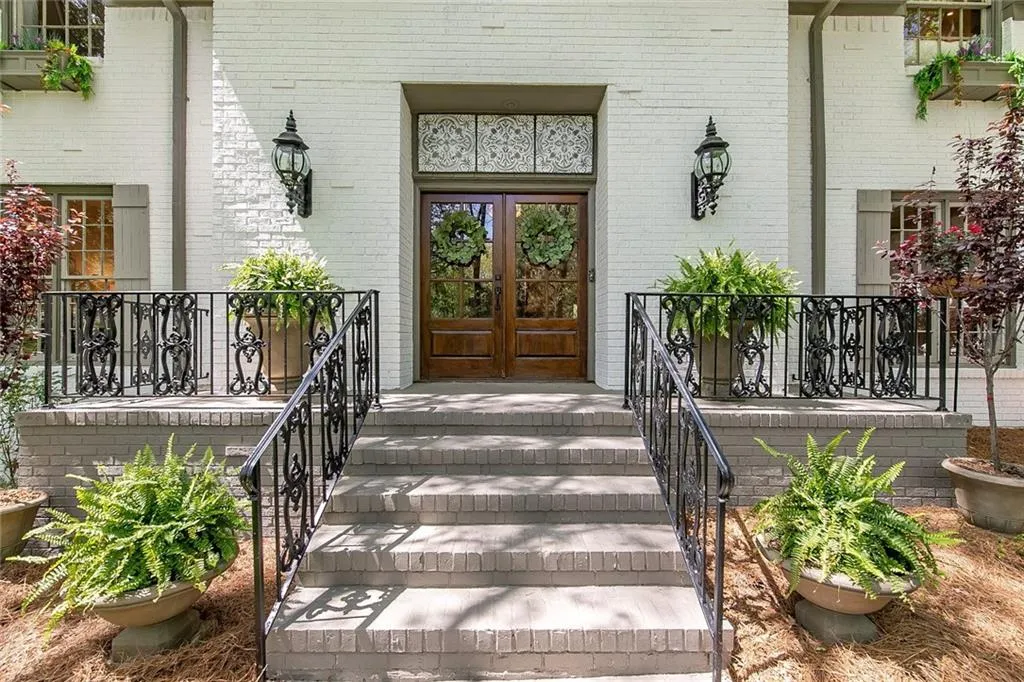 7595 Ball Mill Road, Sandy Springs, Georgia 30350, 6 Bedrooms Bedrooms, ,5 BathroomsBathrooms,Residential,Sold,7595 Ball Mill Road,6862668