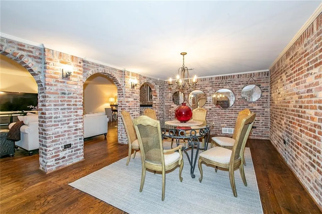 7595 Ball Mill Road, Sandy Springs, Georgia 30350, 6 Bedrooms Bedrooms, ,5 BathroomsBathrooms,Residential,Sold,7595 Ball Mill Road,6862668