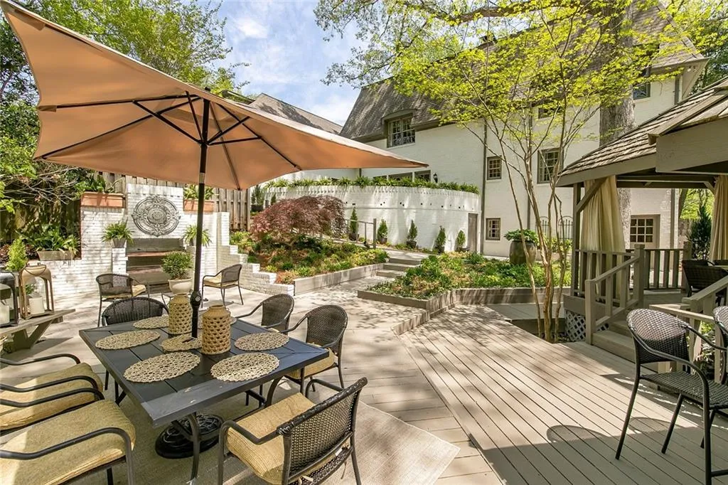 7595 Ball Mill Road, Sandy Springs, Georgia 30350, 6 Bedrooms Bedrooms, ,5 BathroomsBathrooms,Residential,Sold,7595 Ball Mill Road,6862668