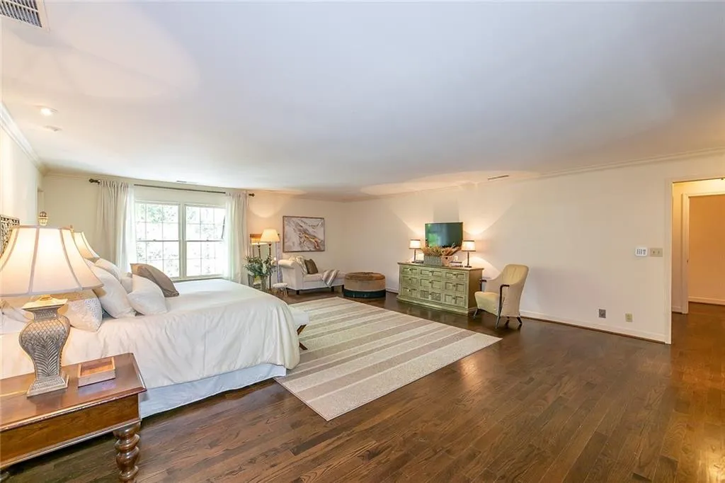 7595 Ball Mill Road, Sandy Springs, Georgia 30350, 6 Bedrooms Bedrooms, ,5 BathroomsBathrooms,Residential,Sold,7595 Ball Mill Road,6862668