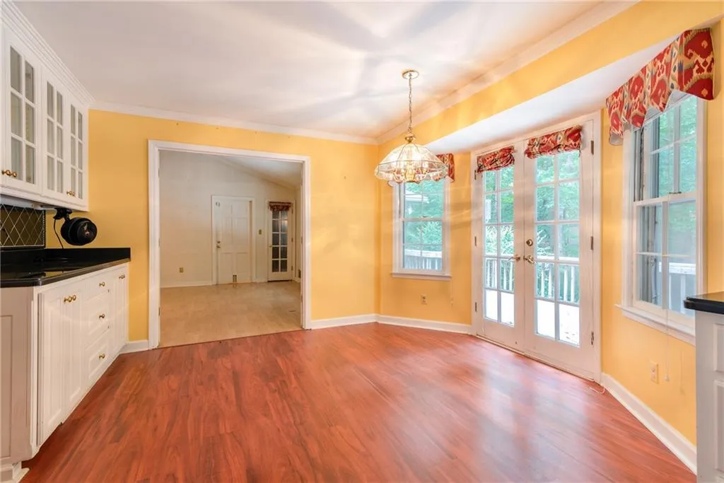 5285 Mount Vernon Parkway Nw, Atlanta, Georgia 30327, 4 Bedrooms Bedrooms, ,2 BathroomsBathrooms,Residential,Sold,5285 Mount Vernon Parkway Nw,6808053