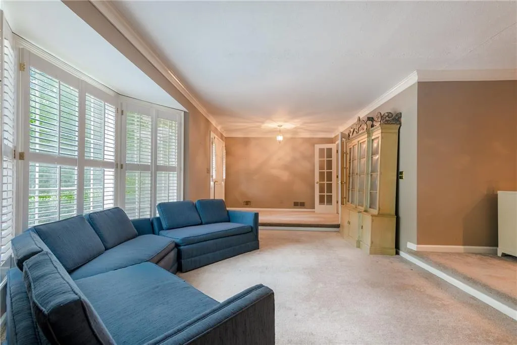 5285 Mount Vernon Parkway Nw, Atlanta, Georgia 30327, 4 Bedrooms Bedrooms, ,2 BathroomsBathrooms,Residential,Sold,5285 Mount Vernon Parkway Nw,6808053