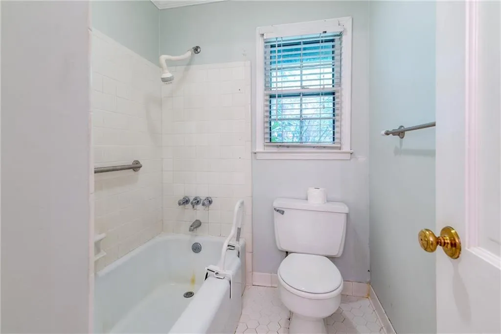 5285 Mount Vernon Parkway Nw, Atlanta, Georgia 30327, 4 Bedrooms Bedrooms, ,2 BathroomsBathrooms,Residential,Sold,5285 Mount Vernon Parkway Nw,6808053