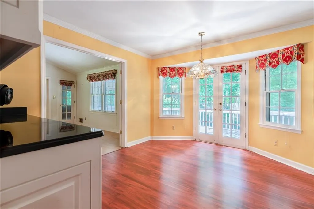 5285 Mount Vernon Parkway Nw, Atlanta, Georgia 30327, 4 Bedrooms Bedrooms, ,2 BathroomsBathrooms,Residential,Sold,5285 Mount Vernon Parkway Nw,6808053