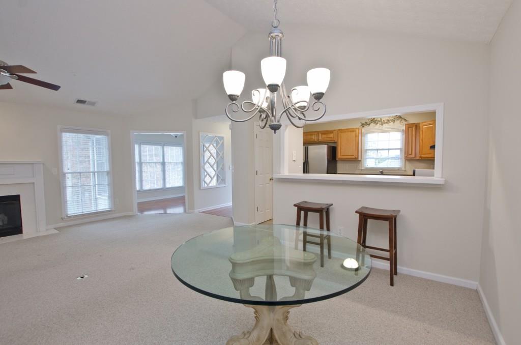903 Camden Court NW Unit 903, Atlanta, Georgia 30327, 2 Bedrooms Bedrooms, ,2 BathroomsBathrooms,Residential,Sold,903 Camden Court NW Unit 903,7306198