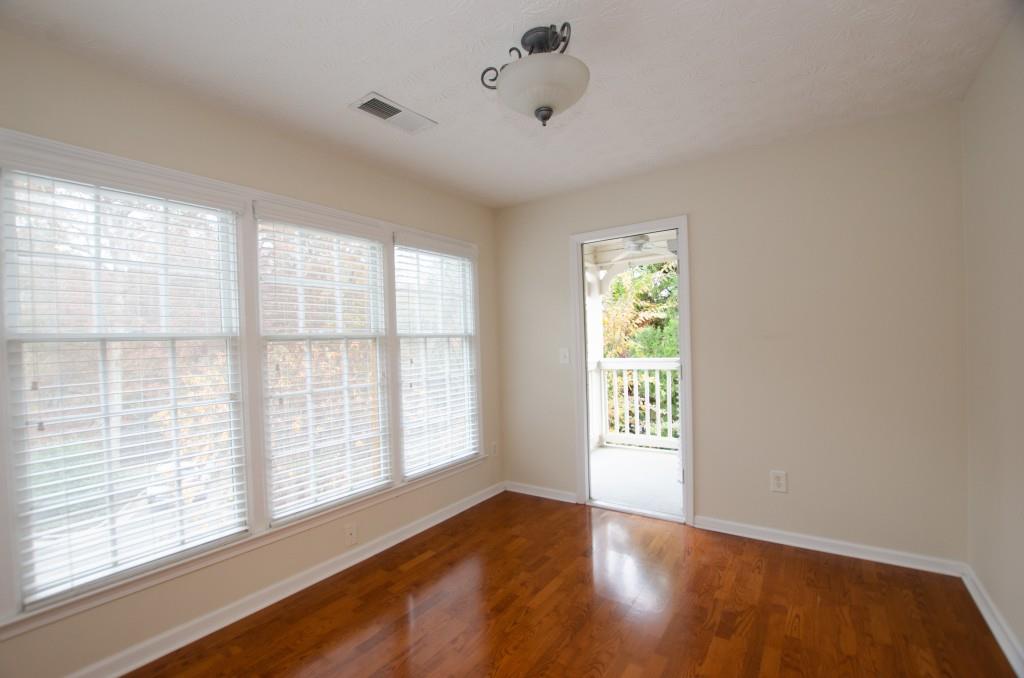 903 Camden Court NW Unit 903, Atlanta, Georgia 30327, 2 Bedrooms Bedrooms, ,2 BathroomsBathrooms,Residential,Sold,903 Camden Court NW Unit 903,7306198