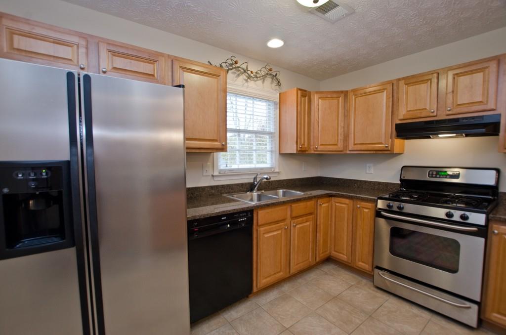 903 Camden Court NW Unit 903, Atlanta, Georgia 30327, 2 Bedrooms Bedrooms, ,2 BathroomsBathrooms,Residential,Sold,903 Camden Court NW Unit 903,7306198