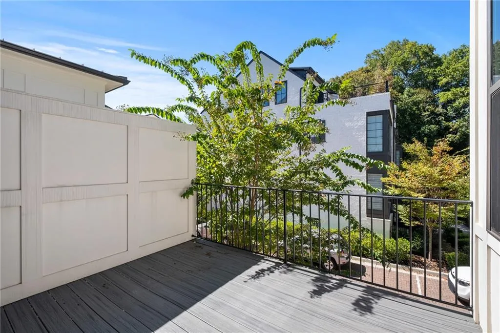 4514 Collins Avenue, Atlanta, Georgia 30342, 4 Bedrooms Bedrooms, ,4 BathroomsBathrooms,Residential,Sold,4514 Collins Avenue,7162382