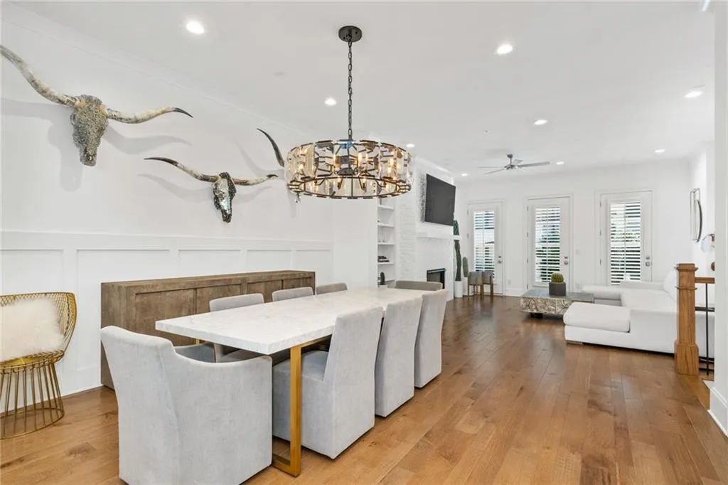 4514 Collins Avenue, Atlanta, Georgia 30342, 4 Bedrooms Bedrooms, ,4 BathroomsBathrooms,Residential,Sold,4514 Collins Avenue,7162382