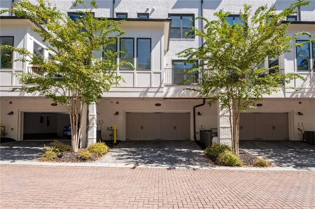 4514 Collins Avenue, Atlanta, Georgia 30342, 4 Bedrooms Bedrooms, ,4 BathroomsBathrooms,Residential,Sold,4514 Collins Avenue,7162382