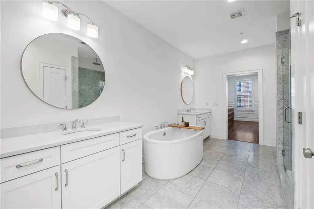 4514 Collins Avenue, Atlanta, Georgia 30342, 4 Bedrooms Bedrooms, ,4 BathroomsBathrooms,Residential,Sold,4514 Collins Avenue,7162382