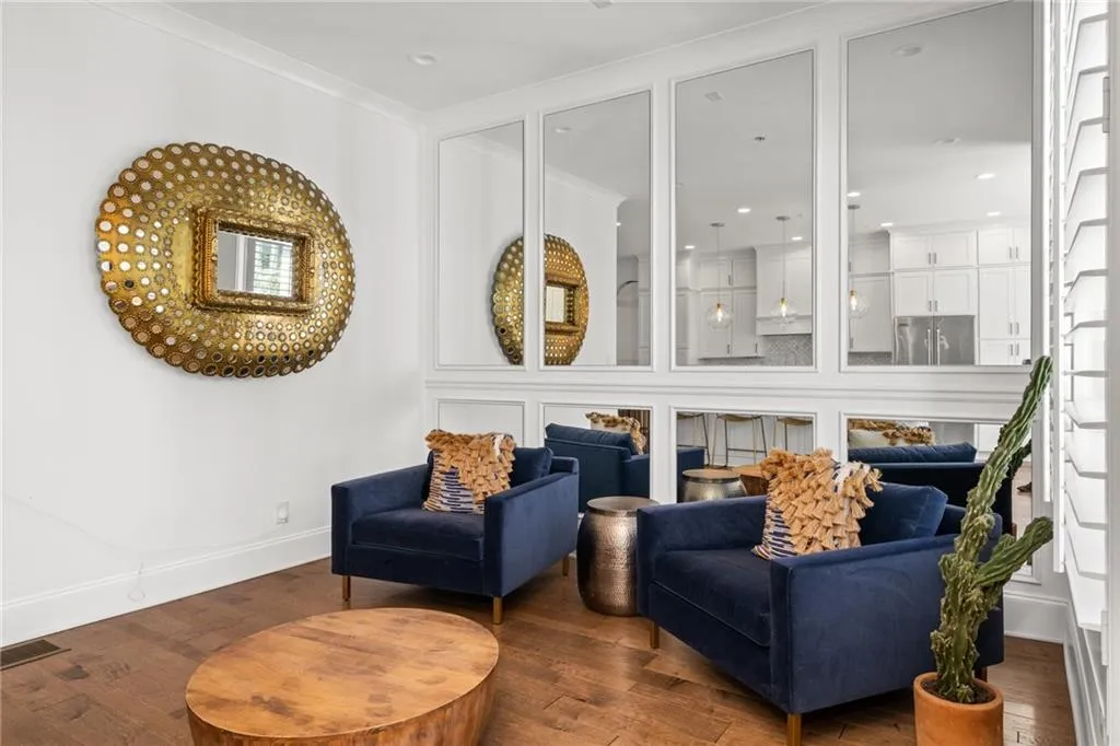 4514 Collins Avenue, Atlanta, Georgia 30342, 4 Bedrooms Bedrooms, ,4 BathroomsBathrooms,Residential,Sold,4514 Collins Avenue,7162382