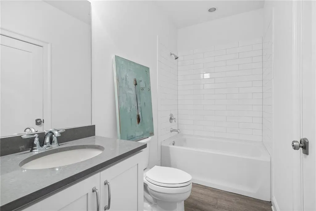4514 Collins Avenue, Atlanta, Georgia 30342, 4 Bedrooms Bedrooms, ,4 BathroomsBathrooms,Residential,Sold,4514 Collins Avenue,7162382