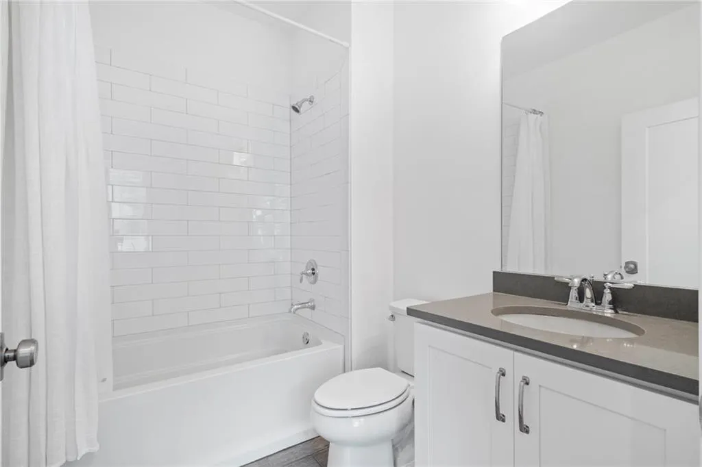 4514 Collins Avenue, Atlanta, Georgia 30342, 4 Bedrooms Bedrooms, ,4 BathroomsBathrooms,Residential,Sold,4514 Collins Avenue,7162382