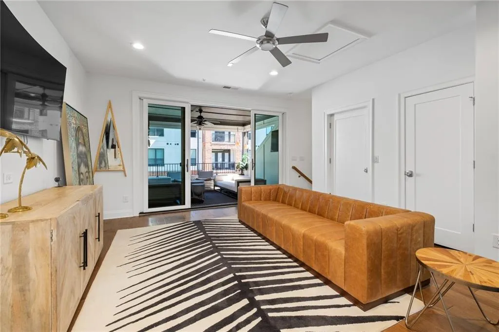 4514 Collins Avenue, Atlanta, Georgia 30342, 4 Bedrooms Bedrooms, ,4 BathroomsBathrooms,Residential,Sold,4514 Collins Avenue,7162382