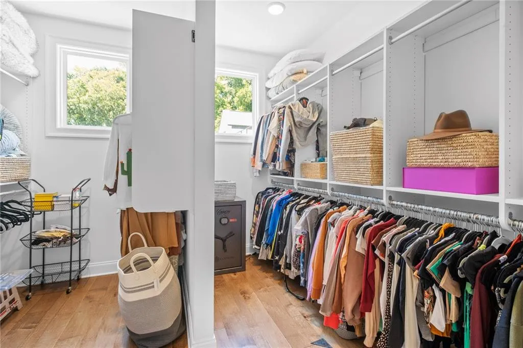 4514 Collins Avenue, Atlanta, Georgia 30342, 4 Bedrooms Bedrooms, ,4 BathroomsBathrooms,Residential,Sold,4514 Collins Avenue,7162382