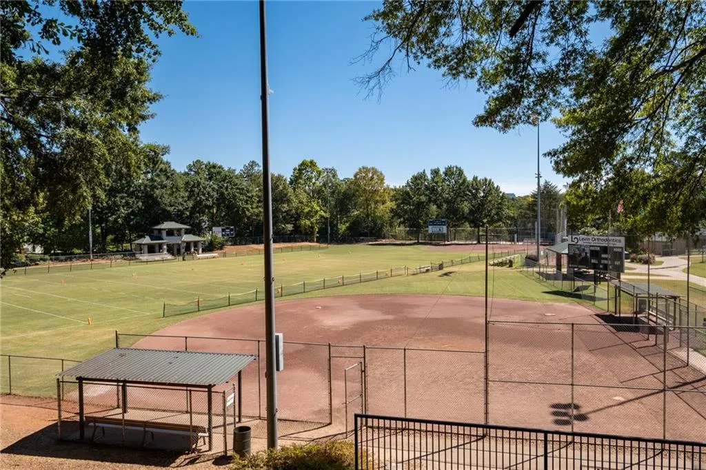 4514 Collins Avenue, Atlanta, Georgia 30342, 4 Bedrooms Bedrooms, ,4 BathroomsBathrooms,Residential,Sold,4514 Collins Avenue,7162382