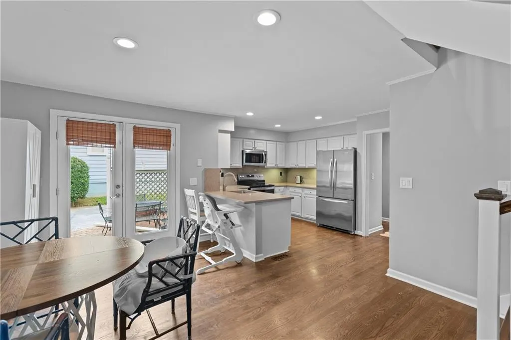 1055 Club Place Ne, Atlanta, Georgia 30319, 3 Bedrooms Bedrooms, 0 ,2 BathroomsBathrooms,Residential,For Sale,1055 Club Place Ne,7852371