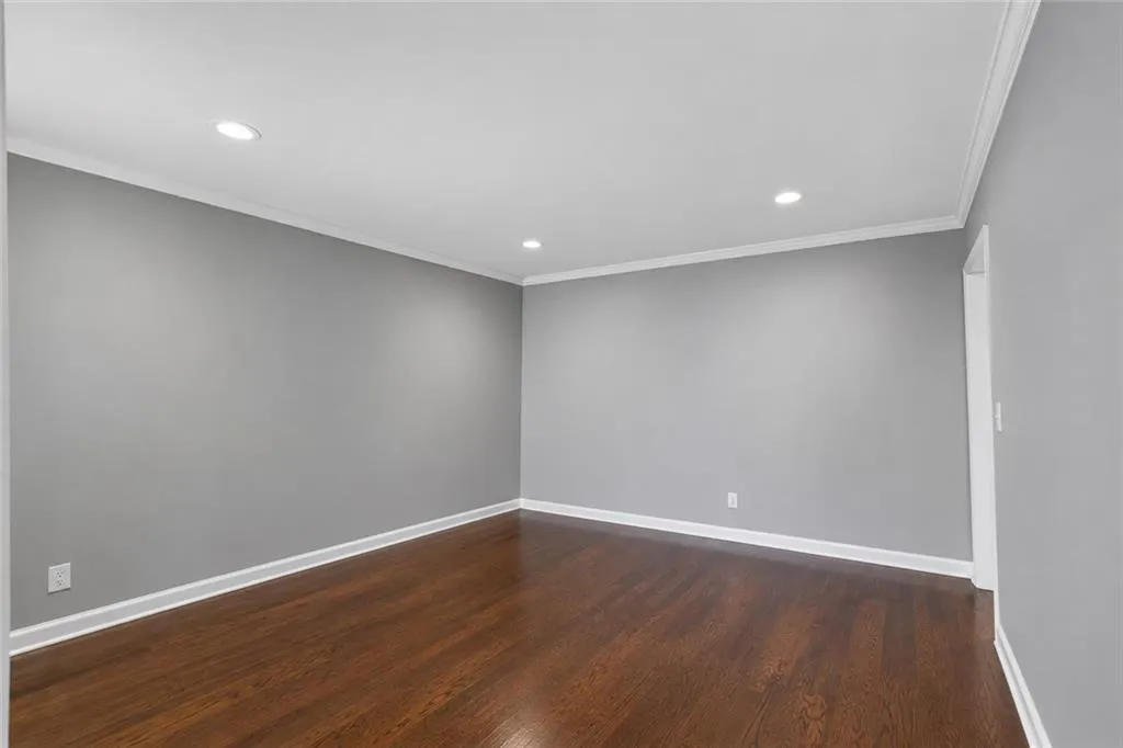 1055 Club Place Ne, Atlanta, Georgia 30319, 3 Bedrooms Bedrooms, 0 ,2 BathroomsBathrooms,Residential,For Sale,1055 Club Place Ne,7852371