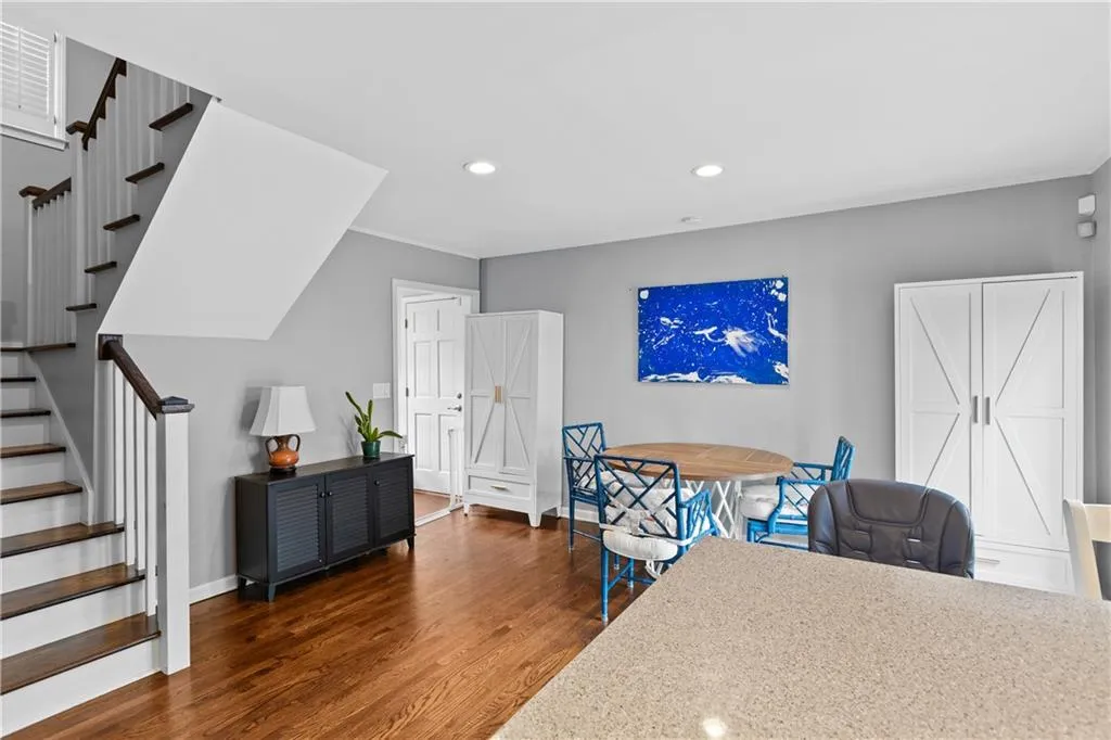 1055 Club Place Ne, Atlanta, Georgia 30319, 3 Bedrooms Bedrooms, 0 ,2 BathroomsBathrooms,Residential,For Sale,1055 Club Place Ne,7852371