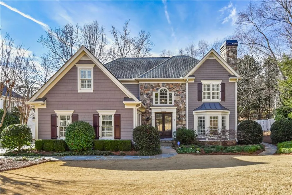 5810 Long Grove Drive, Sandy Springs, Georgia 30328, 5 Bedrooms Bedrooms, ,4 BathroomsBathrooms,Residential,Sold,5810 Long Grove Drive,6825054