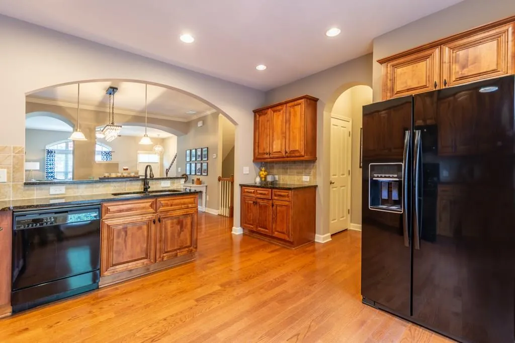 7290 Glisten Avenue Unit 94, Atlanta, Georgia 30328, 3 Bedrooms Bedrooms, ,3 BathroomsBathrooms,Residential,Sold,7290 Glisten Avenue Unit 94,6038177