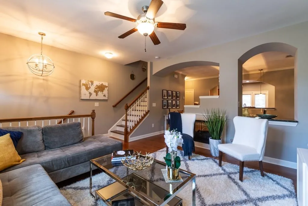 7290 Glisten Avenue Unit 94, Atlanta, Georgia 30328, 3 Bedrooms Bedrooms, ,3 BathroomsBathrooms,Residential,Sold,7290 Glisten Avenue Unit 94,6038177