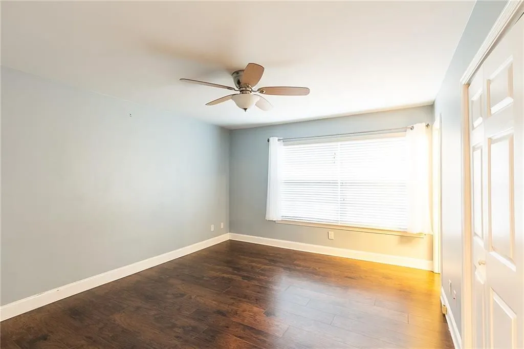 6980 Roswell Road Unit A4, Atlanta, Georgia 30328, 3 Bedrooms Bedrooms, ,2 BathroomsBathrooms,Residential,Sold,6980 Roswell Road Unit A4,6986744
