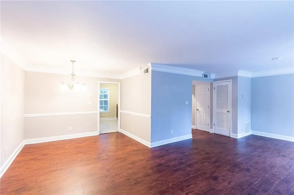 6980 Roswell Road Unit A4, Atlanta, Georgia 30328, 3 Bedrooms Bedrooms, ,2 BathroomsBathrooms,Residential,Sold,6980 Roswell Road Unit A4,6986744