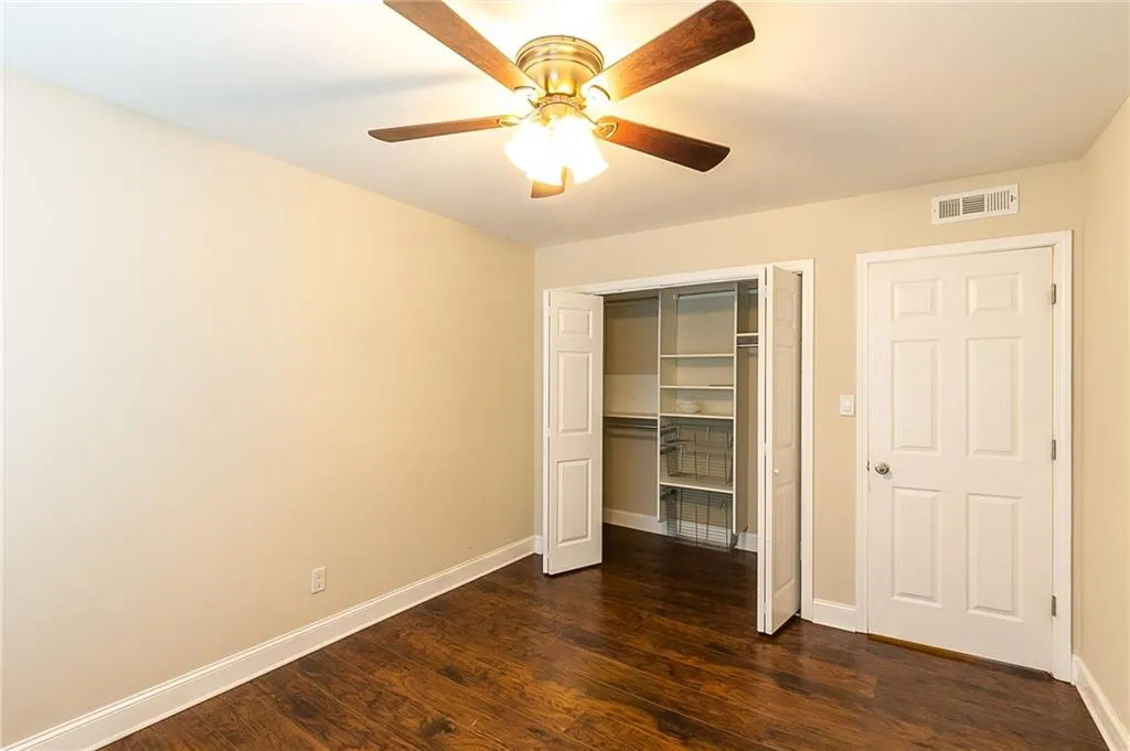 6980 Roswell Road Unit A4, Atlanta, Georgia 30328, 3 Bedrooms Bedrooms, ,2 BathroomsBathrooms,Residential,Sold,6980 Roswell Road Unit A4,6986744