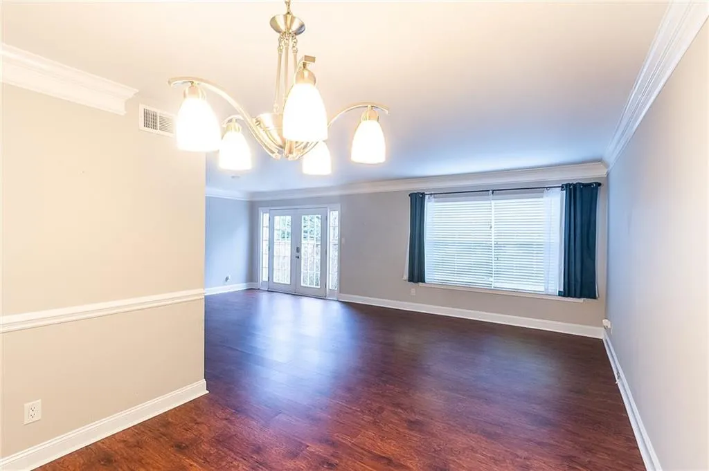 6980 Roswell Road Unit A4, Atlanta, Georgia 30328, 3 Bedrooms Bedrooms, ,2 BathroomsBathrooms,Residential,Sold,6980 Roswell Road Unit A4,6986744