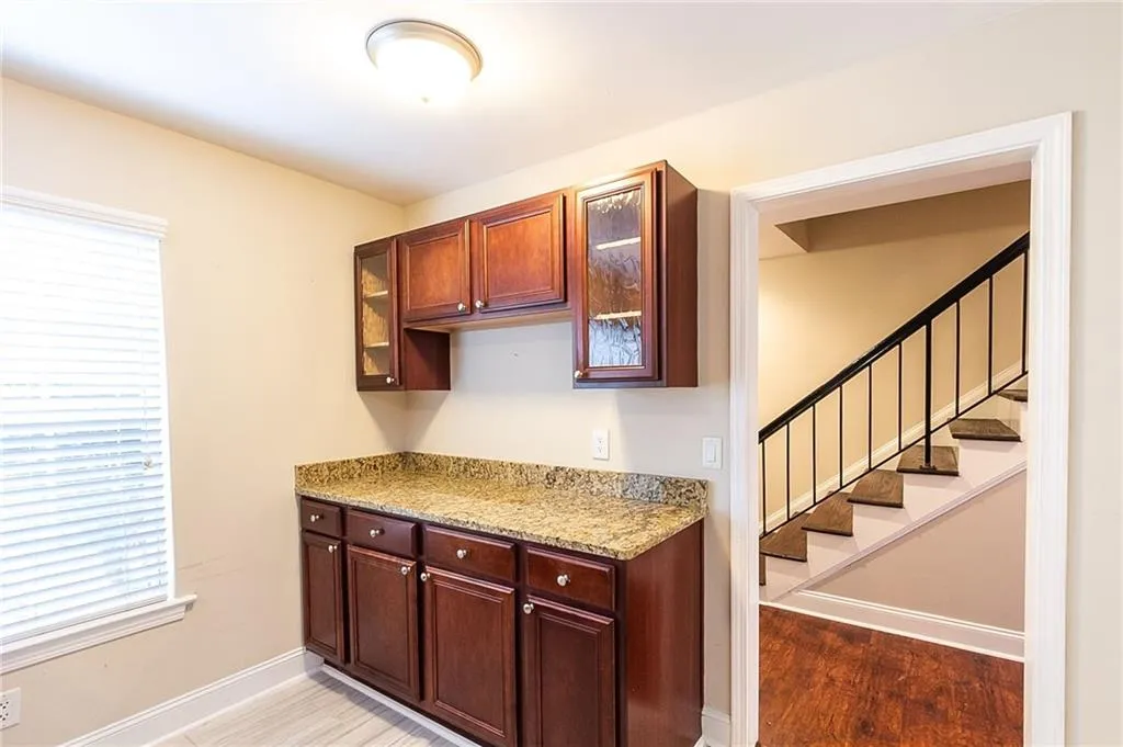 6980 Roswell Road Unit A4, Atlanta, Georgia 30328, 3 Bedrooms Bedrooms, ,2 BathroomsBathrooms,Residential,Sold,6980 Roswell Road Unit A4,6986744