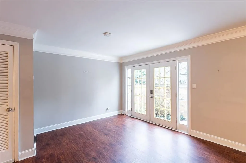 6980 Roswell Road Unit A4, Atlanta, Georgia 30328, 3 Bedrooms Bedrooms, ,2 BathroomsBathrooms,Residential,Sold,6980 Roswell Road Unit A4,6986744