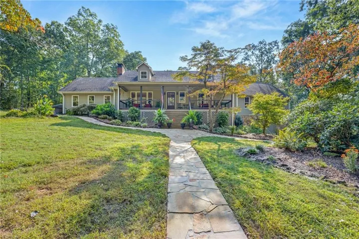 212 Knots Landing Drive, Demorest, Georgia 30535