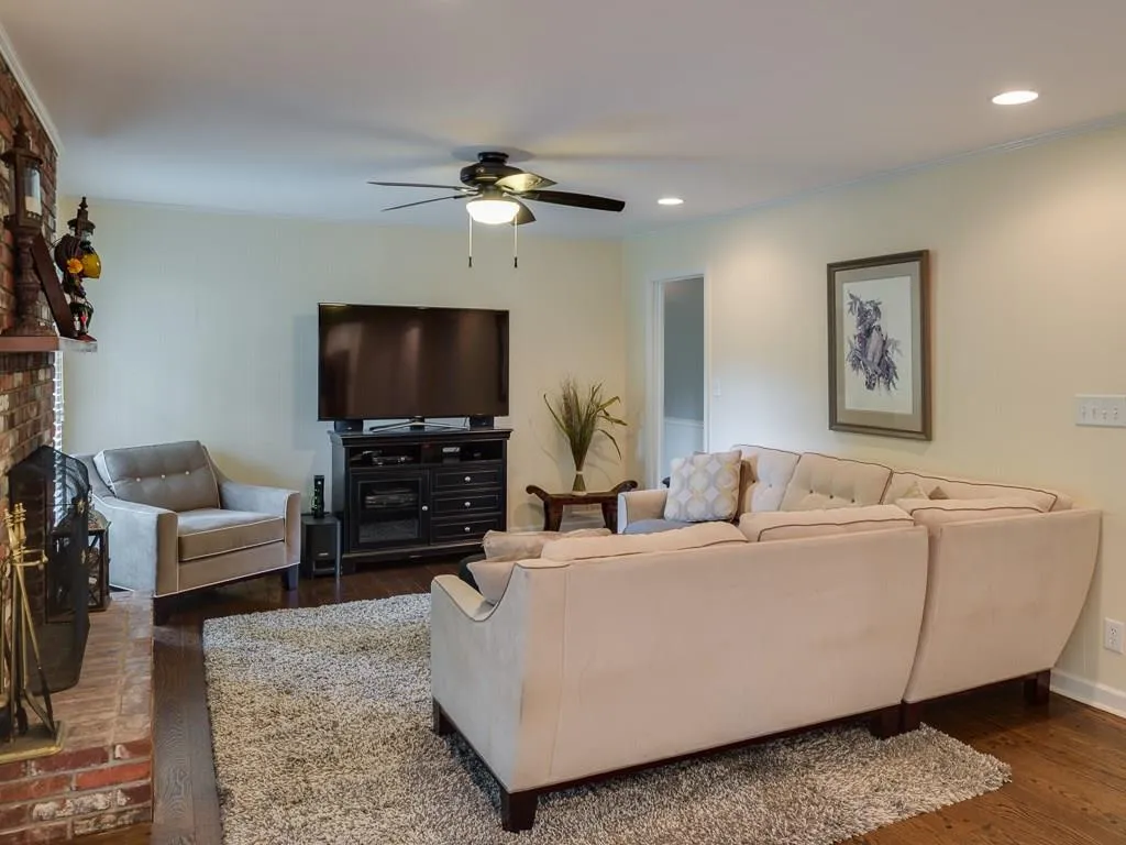 4775 Brinkley Lane, Sandy Springs, Georgia 30342, 3 Bedrooms Bedrooms, ,2 BathroomsBathrooms,Residential,Sold,4775 Brinkley Lane,6028344